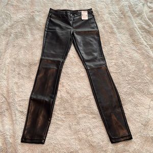 BlankNYC brand new black leggings